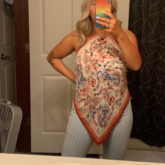 ISO inspired hearts triangle silk blouse from buckle - Picture 2 of 2